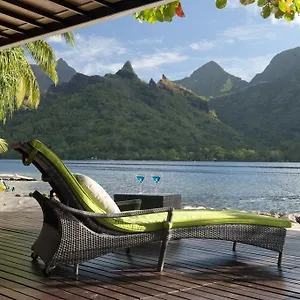 https://robinsons-cove-villas-deluxe-wallis-villa-papetoai.frenchpolynesia-hotels.com